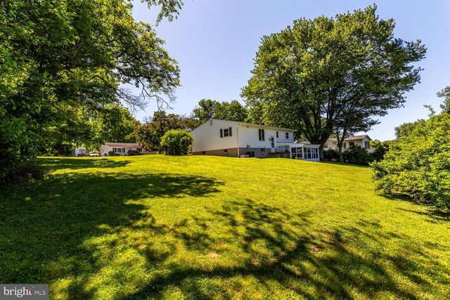 5900 HANNA RD, Sykesville, MD 21784