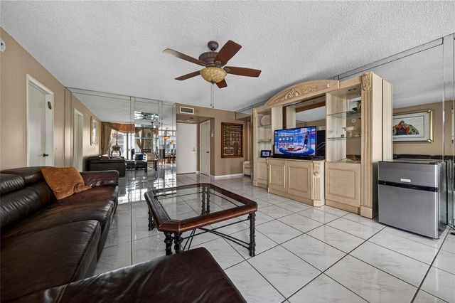 1010 S Ocean Boulevard 1711, Pompano Beach, FL 33062