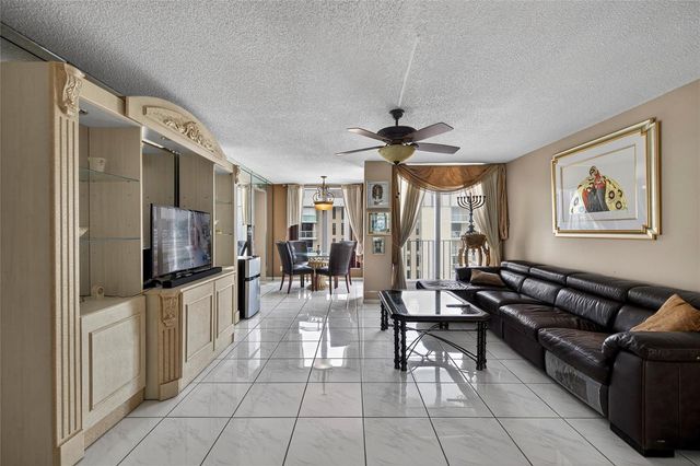 1010 S Ocean Boulevard 1711, Pompano Beach, FL 33062