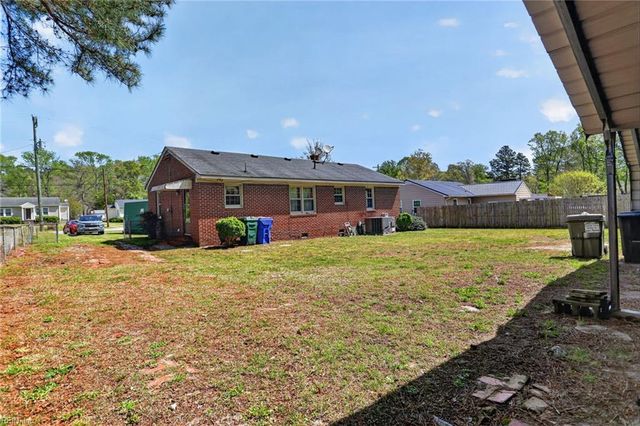 637 Turlington RD, Suffolk, VA 23434