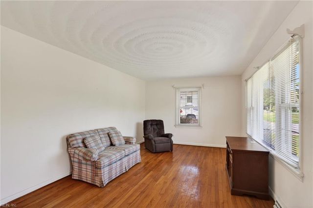 637 Turlington RD, Suffolk, VA 23434