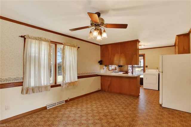 637 Turlington RD, Suffolk, VA 23434