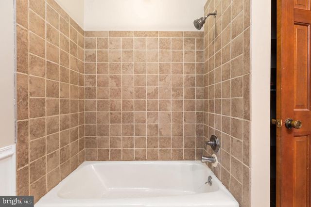 1130 COLUMBUS DR, Stafford, VA 22554