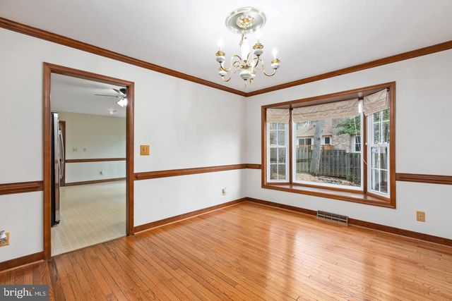 1130 COLUMBUS DR, Stafford, VA 22554