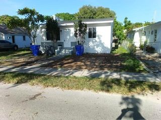 1123 N 17th Court, Hollywood, FL 33020