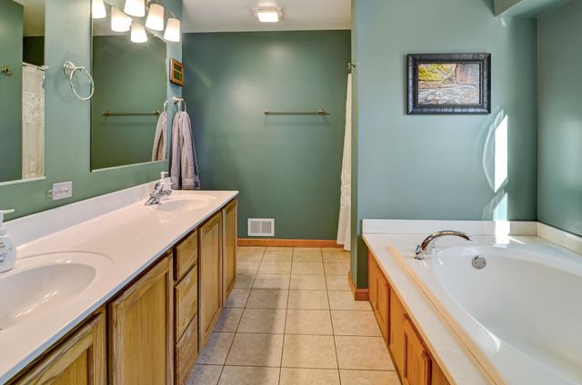 1510 Ash Street, Chesterton, IN 46304