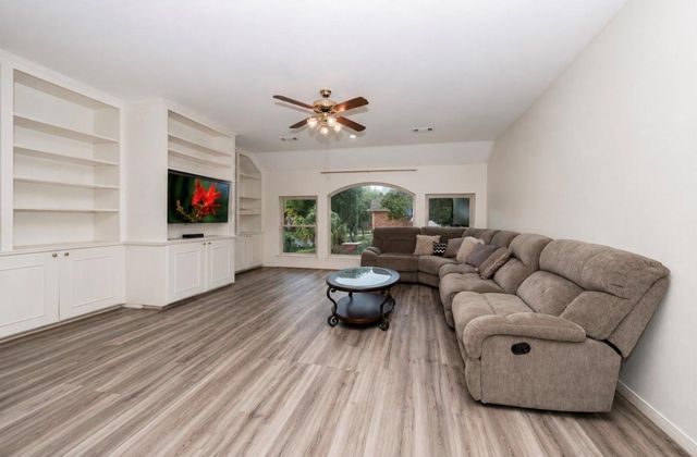 3 Amberstone Drive, Sugar Land, TX 77479