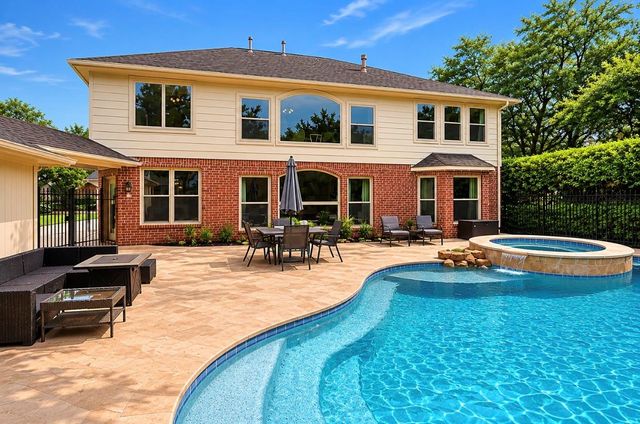 3 Amberstone Drive, Sugar Land, TX 77479