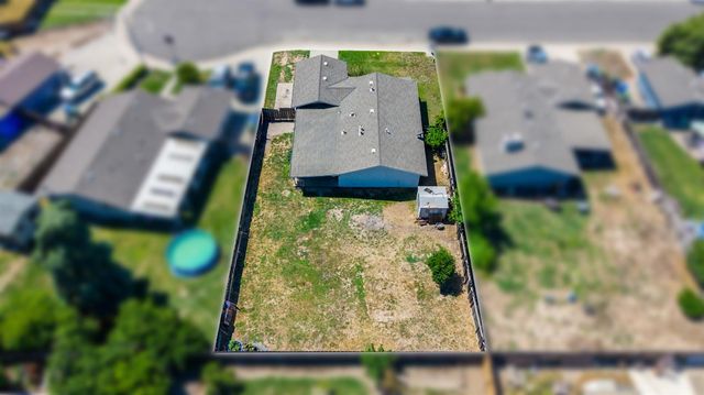 4628 Kiowa Ln, Denair, CA 95316