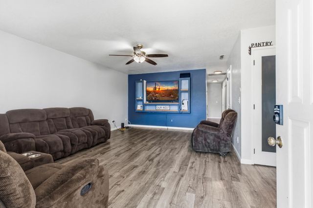 4628 Kiowa Ln, Denair, CA 95316