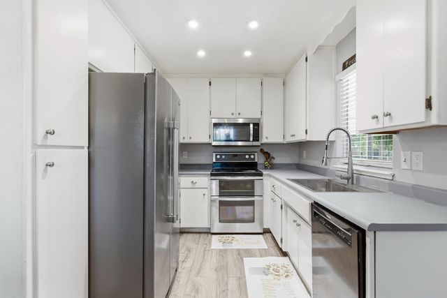 4628 Kiowa Ln, Denair, CA 95316