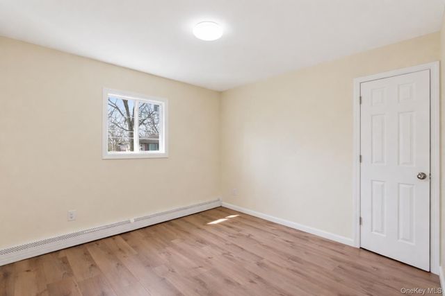 41 Madison Avenue, Amityville, NY 11701