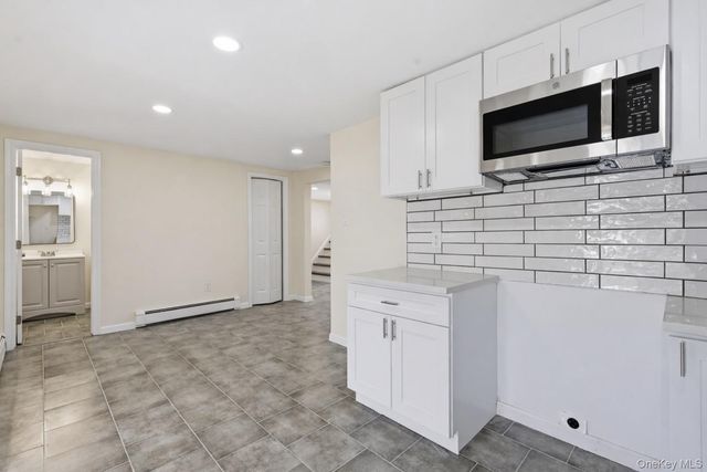 41 Madison Avenue, Amityville, NY 11701