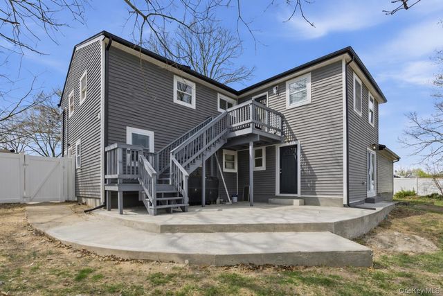 41 Madison Avenue, Amityville, NY 11701