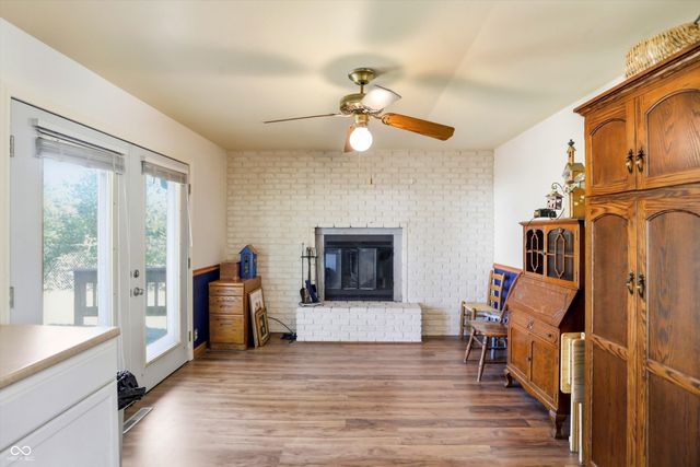 308 Maplebrook Drive, Brownsburg, IN 46112