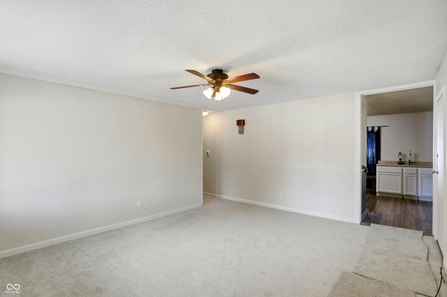 308 Maplebrook Drive, Brownsburg, IN 46112