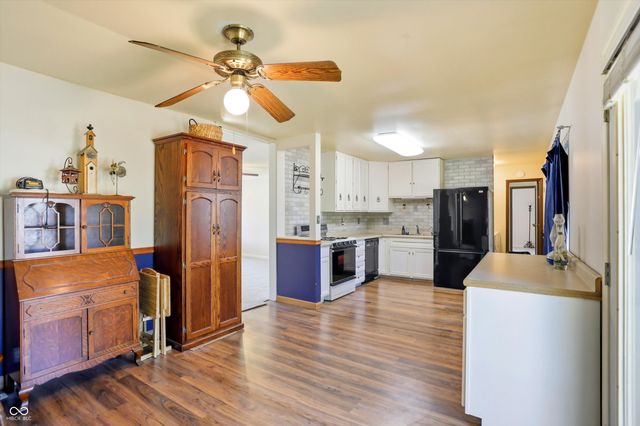 308 Maplebrook Drive, Brownsburg, IN 46112