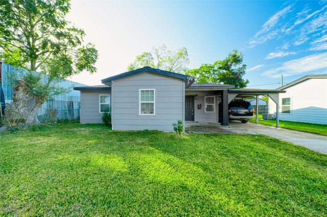 303 Park Street, Baytown, TX 77520