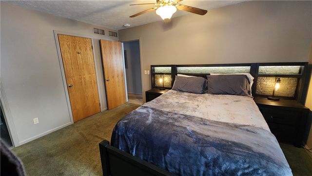 2071 Stonehedge Drive, Ontario, NY 14519