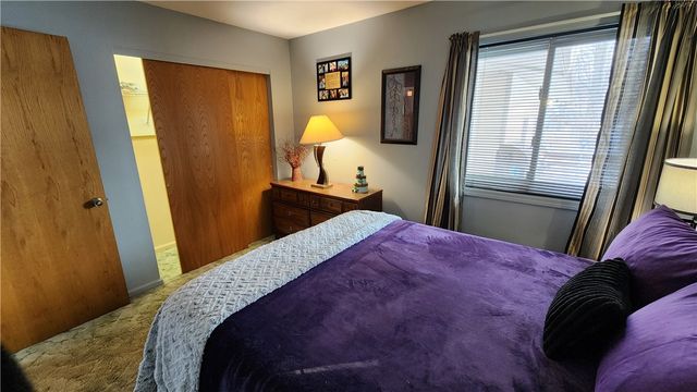 2071 Stonehedge Drive, Ontario, NY 14519