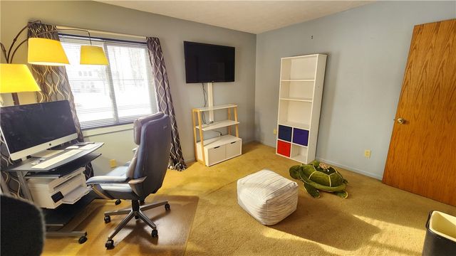 2071 Stonehedge Drive, Ontario, NY 14519