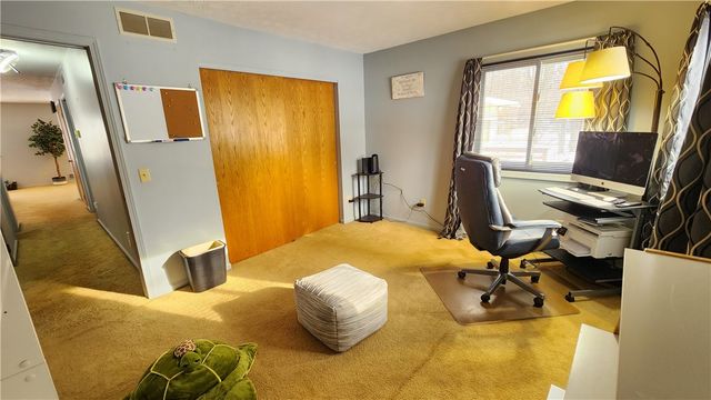 2071 Stonehedge Drive, Ontario, NY 14519