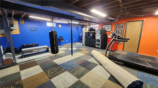 2071 Stonehedge Drive, Ontario, NY 14519