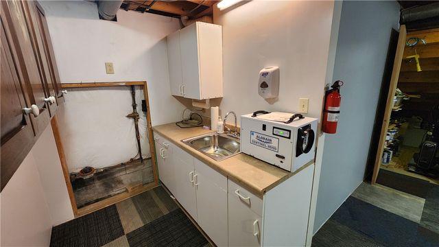 2071 Stonehedge Drive, Ontario, NY 14519