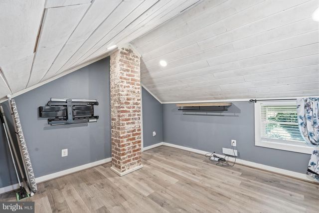 13473 MOUNTAIN RD, Lovettsville, VA 20180