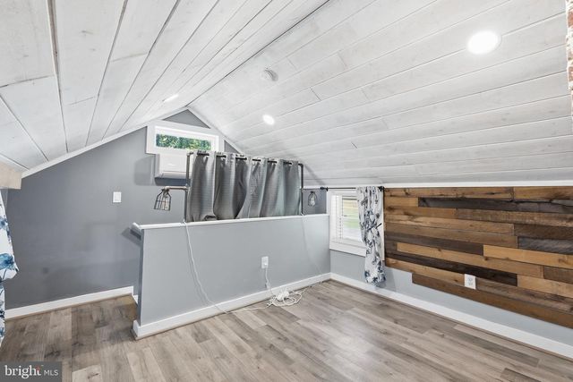 13473 MOUNTAIN RD, Lovettsville, VA 20180