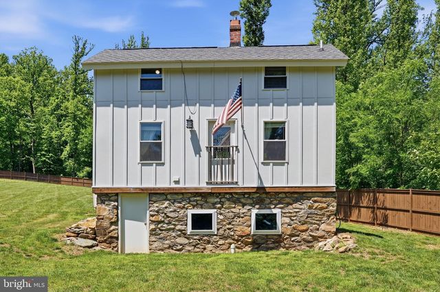 13473 MOUNTAIN RD, Lovettsville, VA 20180