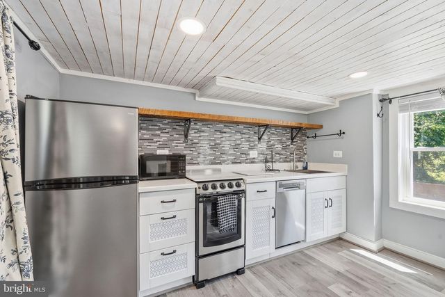 13473 MOUNTAIN RD, Lovettsville, VA 20180