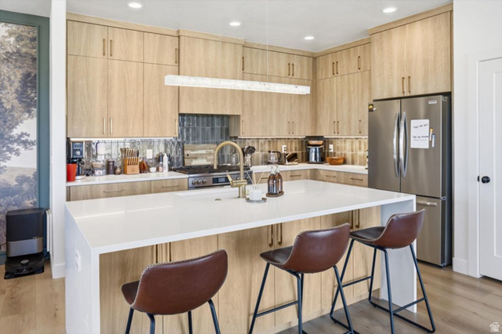 Image 12 of property listing at 6962 W TERRAINE RD #137, West Jordan, UT 84081