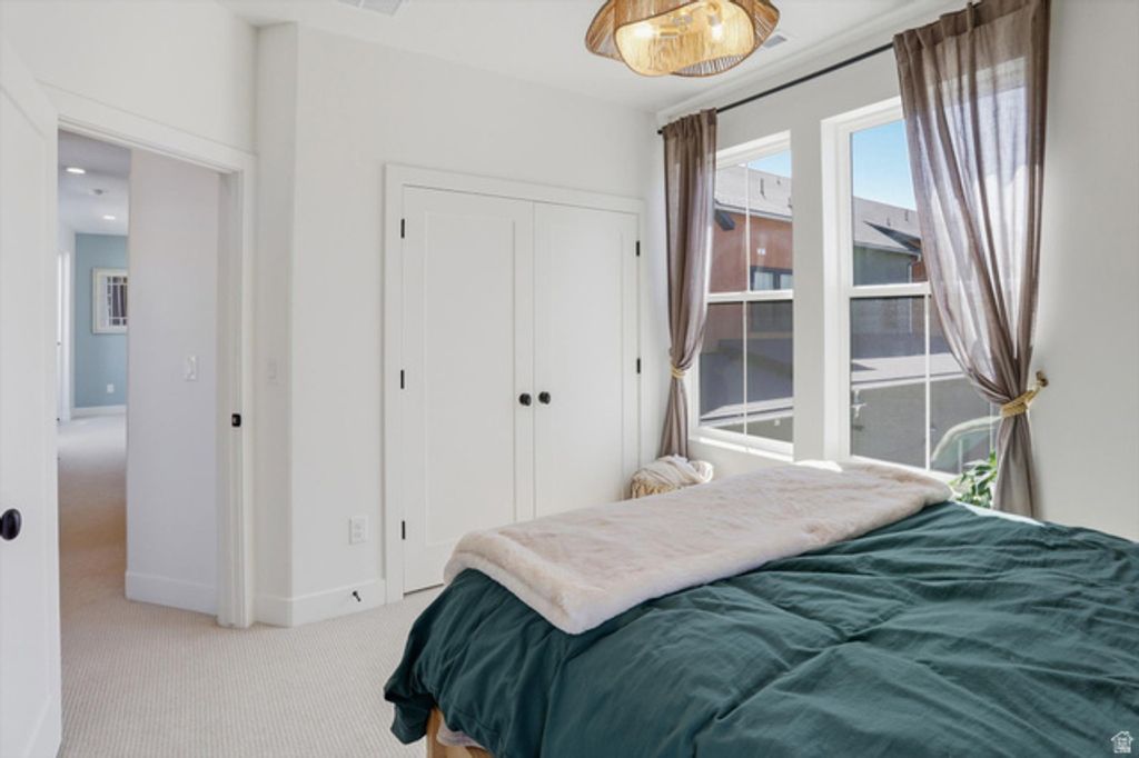 Image 29 of property listing at 6962 W TERRAINE RD #137, West Jordan, UT 84081