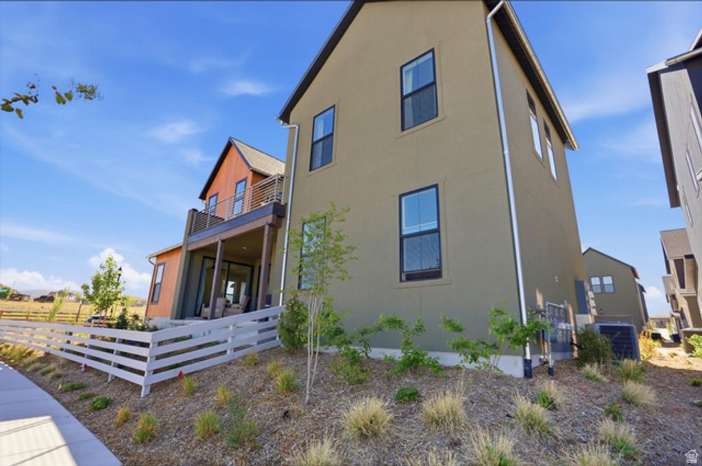 Image 38 of property listing at 6962 W TERRAINE RD #137, West Jordan, UT 84081