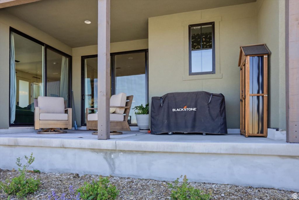 Image 41 of property listing at 6962 W TERRAINE RD #137, West Jordan, UT 84081