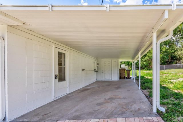 5222 EAGLES NEST ROAD, Fruitland Park, FL 34731
