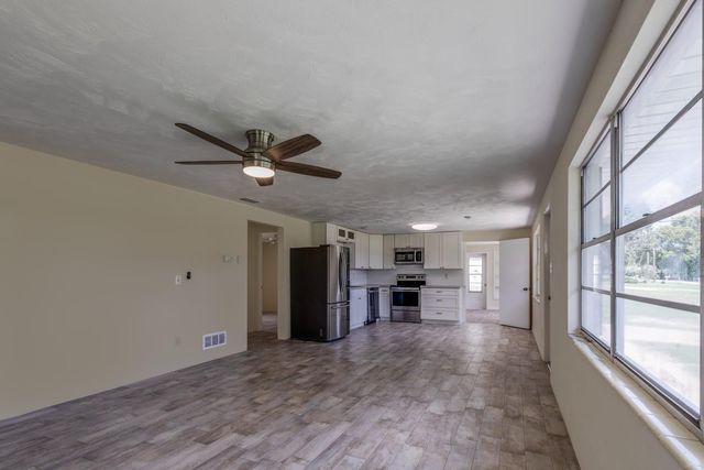 5222 EAGLES NEST ROAD, Fruitland Park, FL 34731