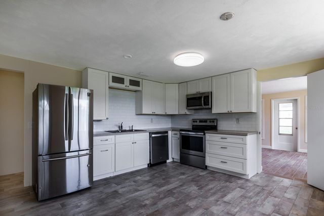 5222 EAGLES NEST ROAD, Fruitland Park, FL 34731