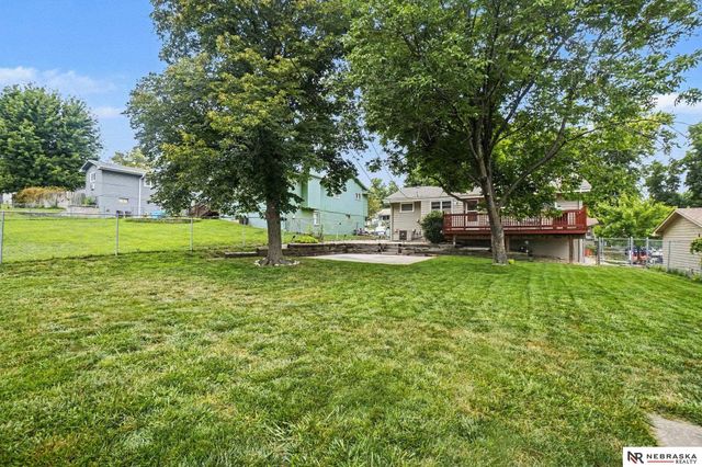 9225 Spaulding Street, Omaha, NE 68134