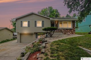 9225 Spaulding Street, Omaha, NE 68134