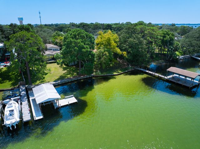 3 Carl Brandt Drive, Shalimar, FL 32579