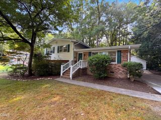917 Hillview Drive, Cary, NC 27511