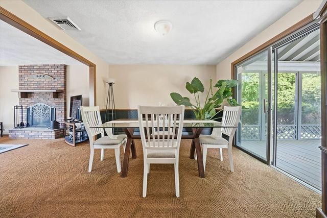 101 Manchester Farm Road, North Providence, RI 02904