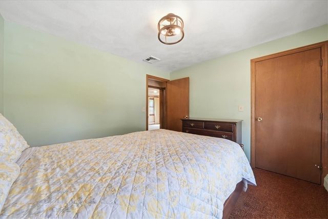 101 Manchester Farm Road, North Providence, RI 02904