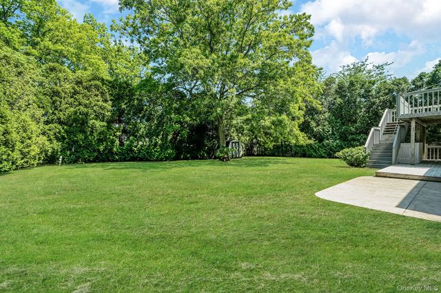 15 Peters Lane, Port Jefferson Station, NY 11776