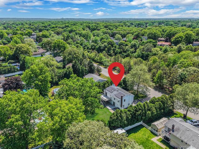 15 Peters Lane, Port Jefferson Station, NY 11776