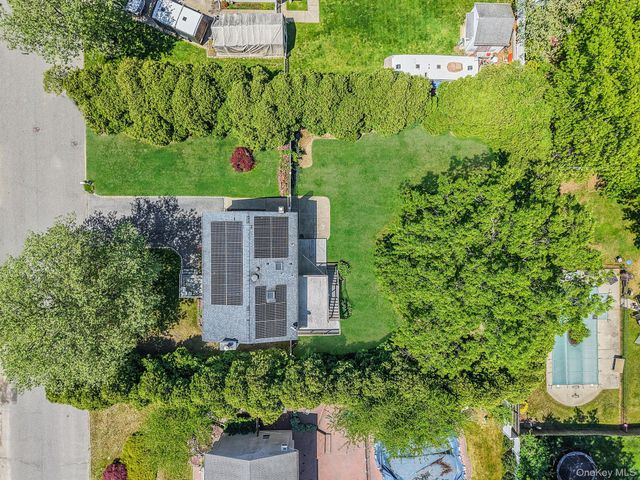 15 Peters Lane, Port Jefferson Station, NY 11776