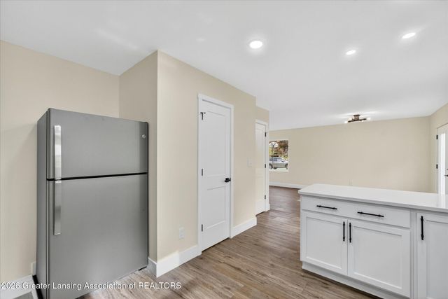 4221 Chickory Lane, Lansing, MI 48910
