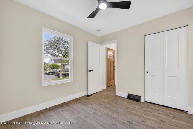 4221 Chickory Lane, Lansing, MI 48910